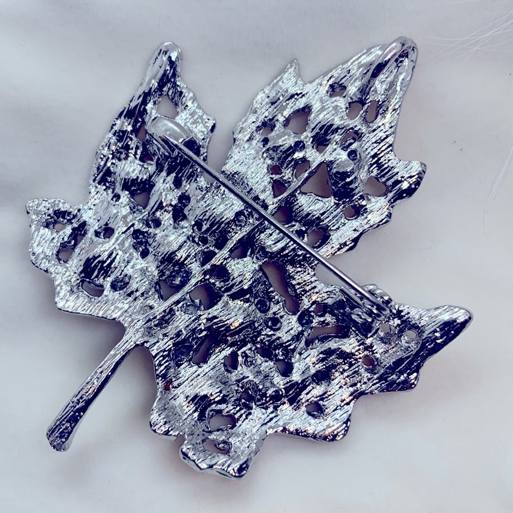 Maple Rhinestone Leaves Brooch - Picture 2 of 3